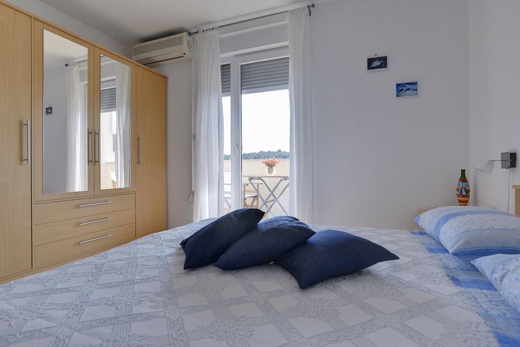 Apartment Frlan Лижнян Екстер'єр фото